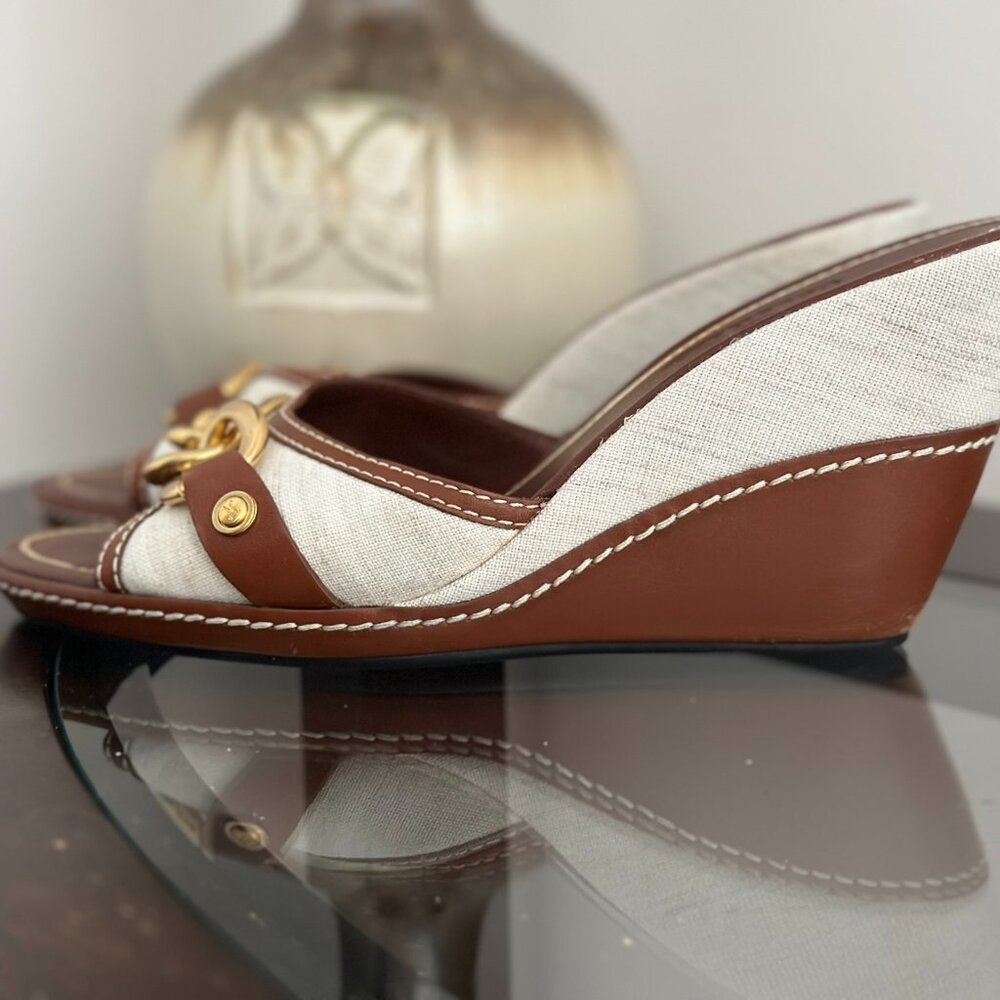 Kina by Cole Haan